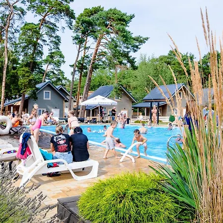 Osrodek Kolonijno Wczasowy Mewa - Przy Plazy Z Basenem Z Podgrzewana Woda I Mini Resort *