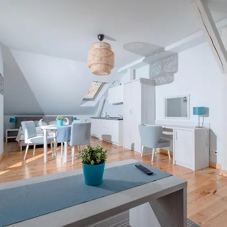 Ośrodek Kolonijno Wczasowy Mewa * Niechorze