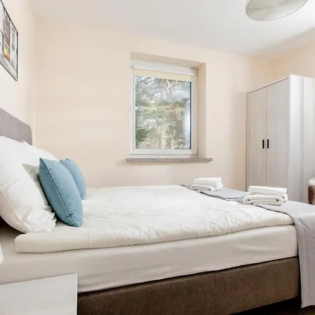 Osrodek Kolonijno Wczasowy Mewa - Przy Plazy Z Basenem Z Podgrzewana Woda I Mini Niechorze