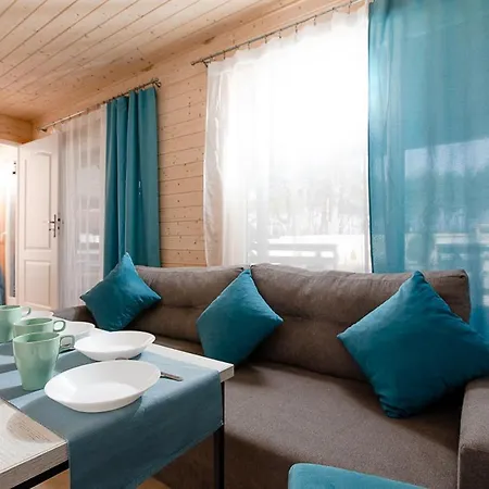 Resort Osrodek Kolonijno Wczasowy Mewa - Przy Plazy Z Basenem Z Podgrzewana Woda I Mini *