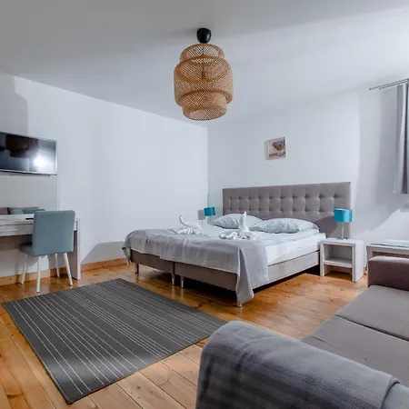 Osrodek Kolonijno Wczasowy Mewa - Przy Plazy Z Basenem Z Podgrzewana Woda I Mini Resort