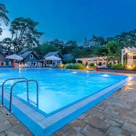 Resort Osrodek Kolonijno Wczasowy Mewa - Przy Plazy Z Basenem Z Podgrzewana Woda I Mini
