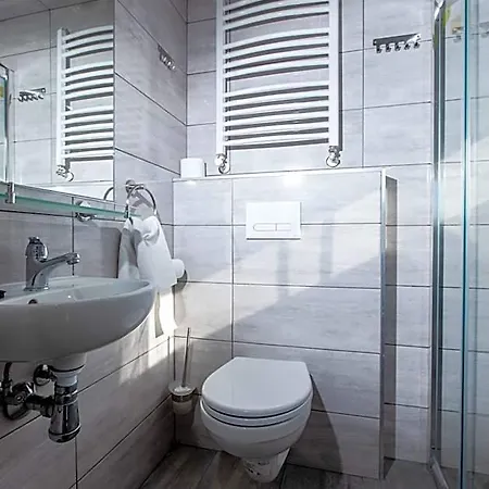 Resort Osrodek Kolonijno Wczasowy Mewa - Przy Plazy Z Basenem Z Podgrzewana Woda I Mini Niechorze